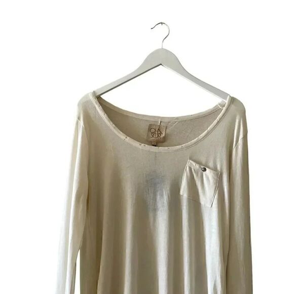 NWT Chaser Distressed Rice SCOOP NECK W/ POCKET White  Buttons l Top SZ M - Picture 8 of 14